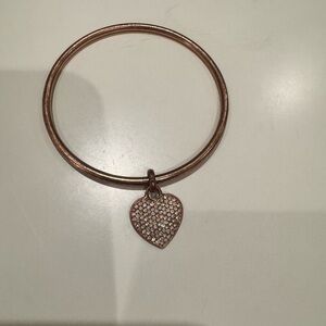 Elegant Heart Pendant Bracelet